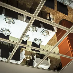 3* Hotel America