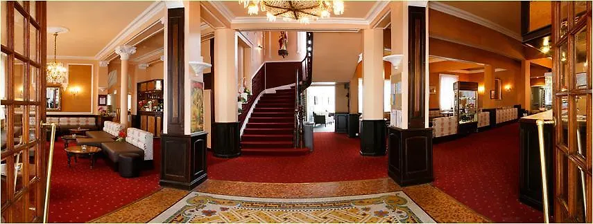 Hotel Metropole Lourdes 3*,  France